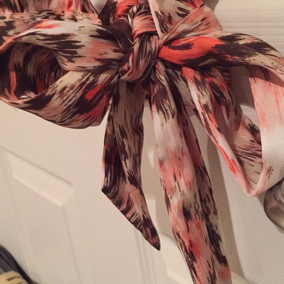 APT.9 Top - Picture 3 of 7